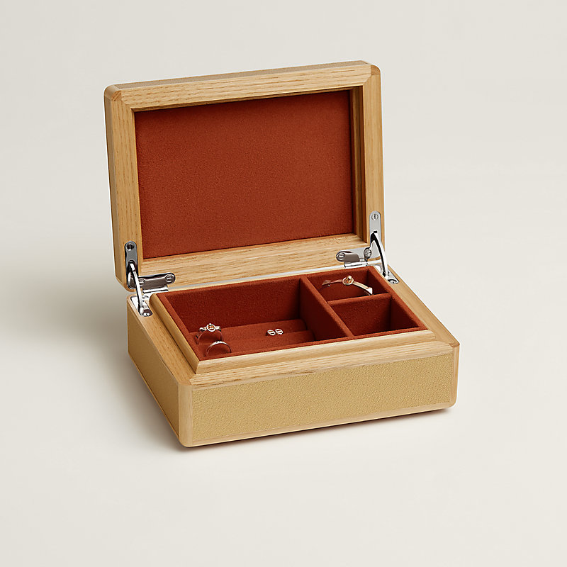 Amalthee Chamkilight ring box, small model - Blue | Hermès USA